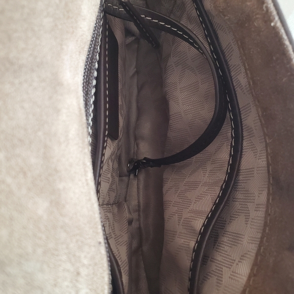 Michael Kors Women's Brown Elyse Saddle Bag Leather Crossbody - Picture 6 of 7